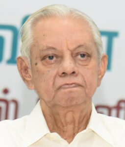 சொற்சேர்க்கை அகராதி : கனத்த மழை, பலத்த காற்று