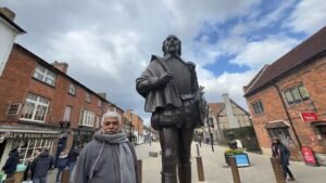 நூறாயிரம் ஷேக்ஸ்பியர்கள் 2 நூறாயிரம் ஷேக்ஸ்பியர்கள் 2