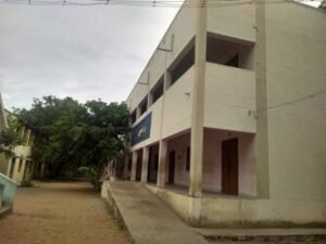 அரசு கல்லூரிகளின் நிலை 5